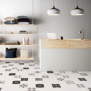 PATCHWORK B&W WHITE 20X20