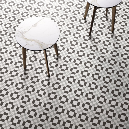 PATCHWORK B&W 02 20X20