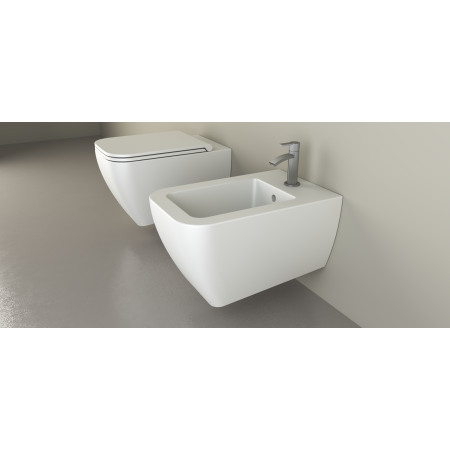 KUBO BIDET SUSPENDU