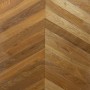 Parquet contrecollé Chêne Chevron Hongrois Dark C-603 Gubbio, Fumé, Brossé, Vernis, Choix Abcd 10-3x90x550mm