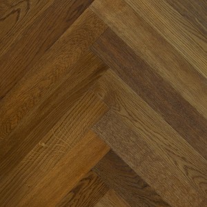 Parquet contrecollé Agap Chêne Thermotraité, Épi Italien, Vernis à l'Eau UV, 4-11x70x490